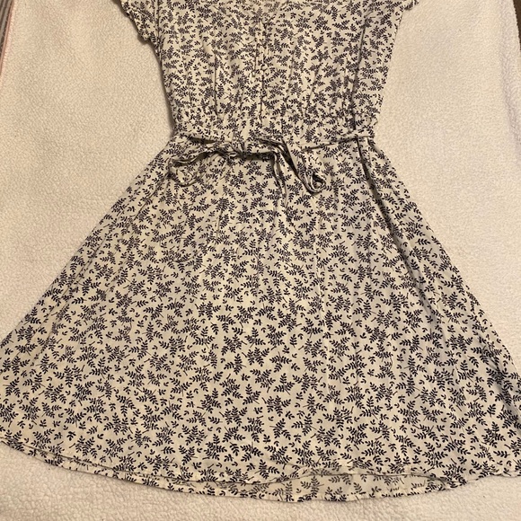 H&M Mini Dress - Picture 2 of 9